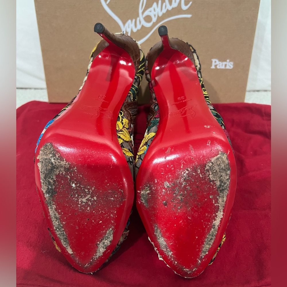 Christian Louboutin Miss Tennis 100 Butterfly Embroidered Mesh Booties 39 - Picture 5 of 7